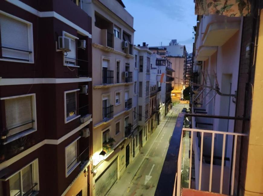 Homestay 10-46-1- Комната В Квартире Для 4 Человек В Аликанте