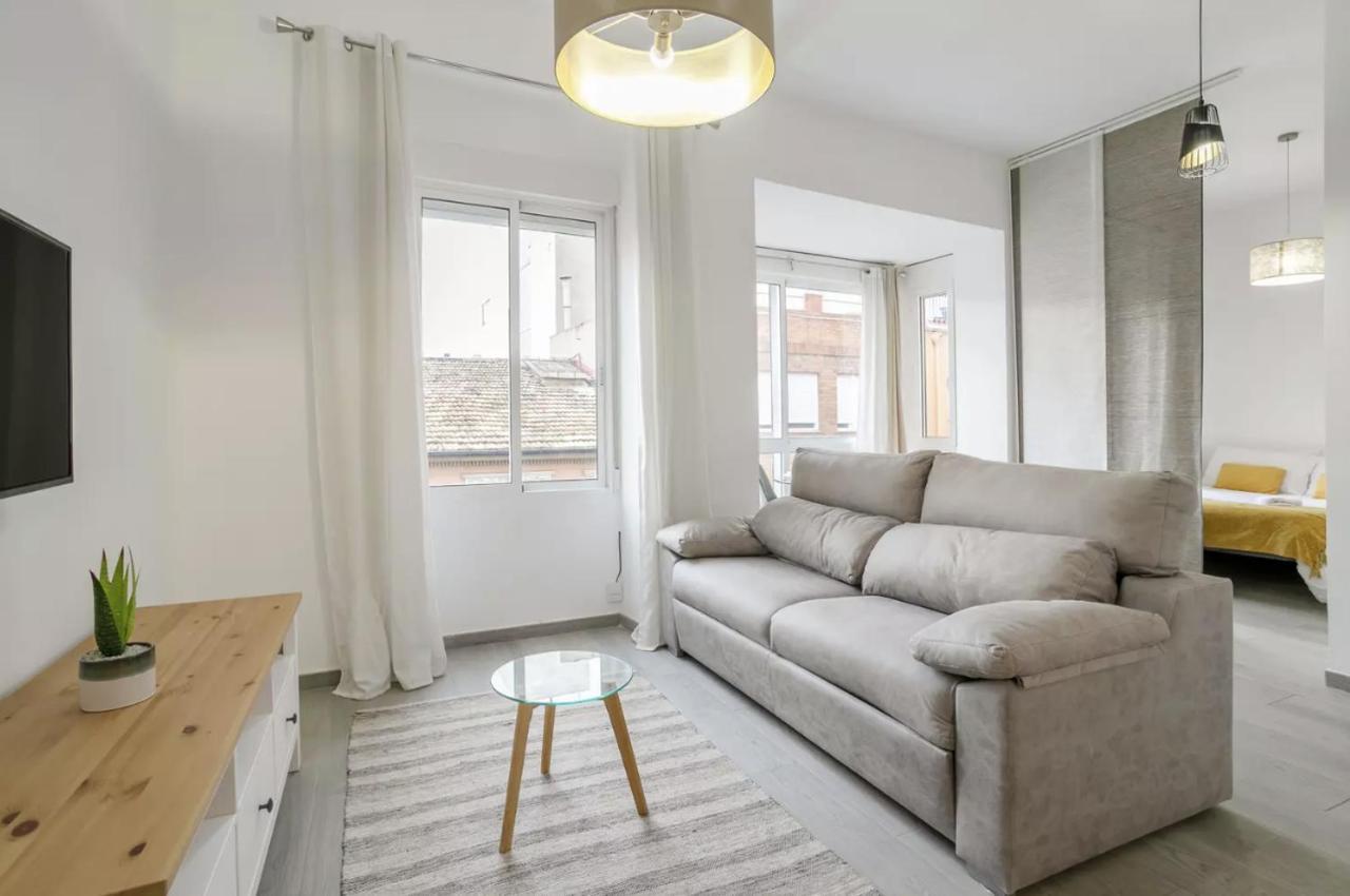 Very And Modern Flat, In Center Apartamento