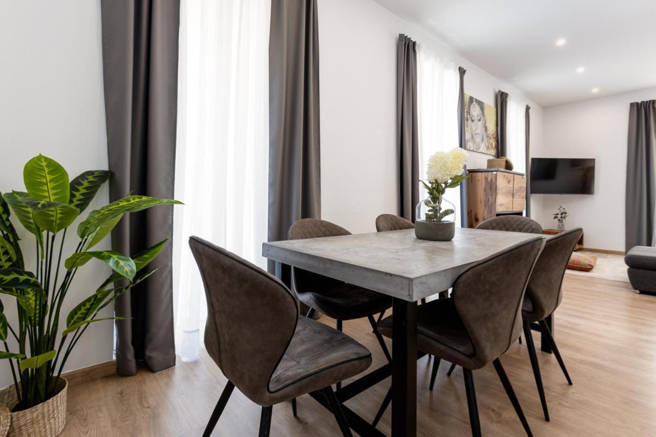 Pinzon & Penthouse Apartment Alicante