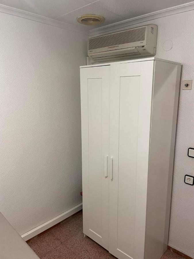 Apartamento Piso Grande Amplio Grandes Grupos 4 2 Baños, 4ac Y Wifi *