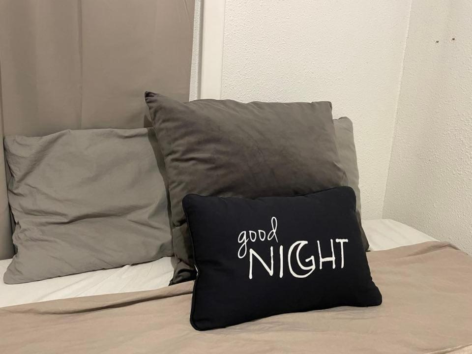 Apartamento Piso Grande Amplio Grandes Grupos 4 2 Baños, 4ac Y Wifi *