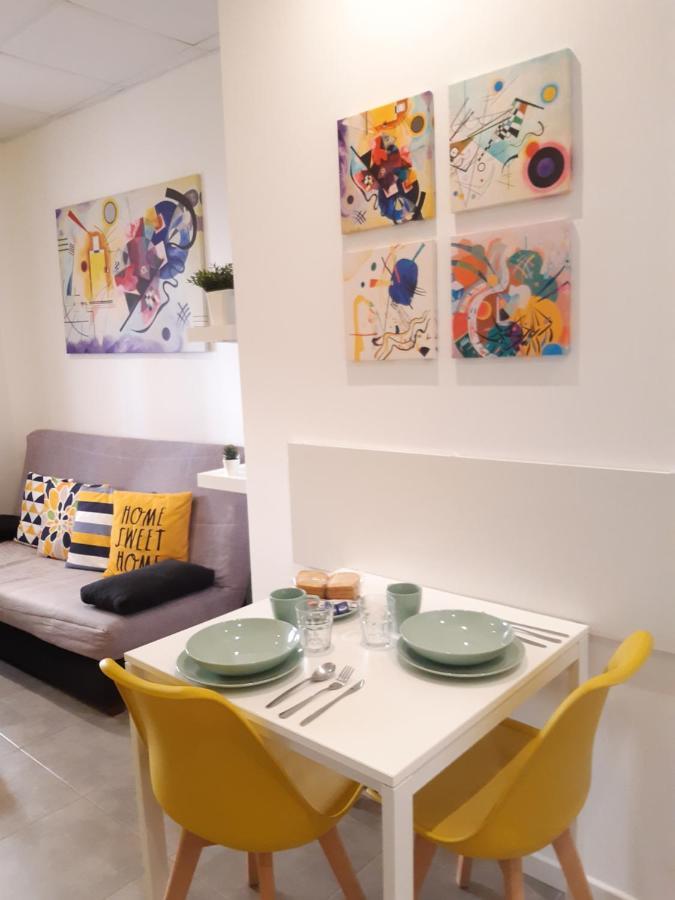 The Yellow Corner Apartamento Alicante