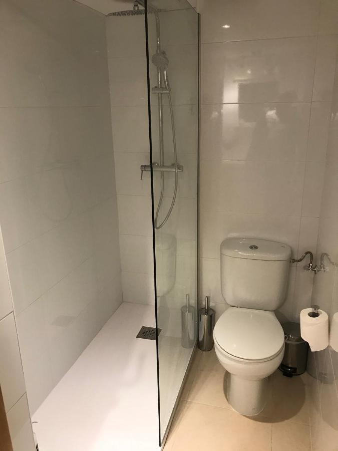 Designer's Flat - 3 Bdrm - Wifi - Location