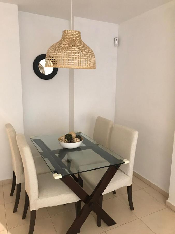 Apartamento Designer's Flat - 3 Bdrm - Wifi - Location *