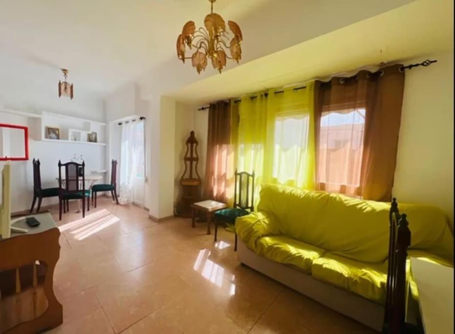Private Bedroom With Balcony Near Centre Apartamento Alicante
