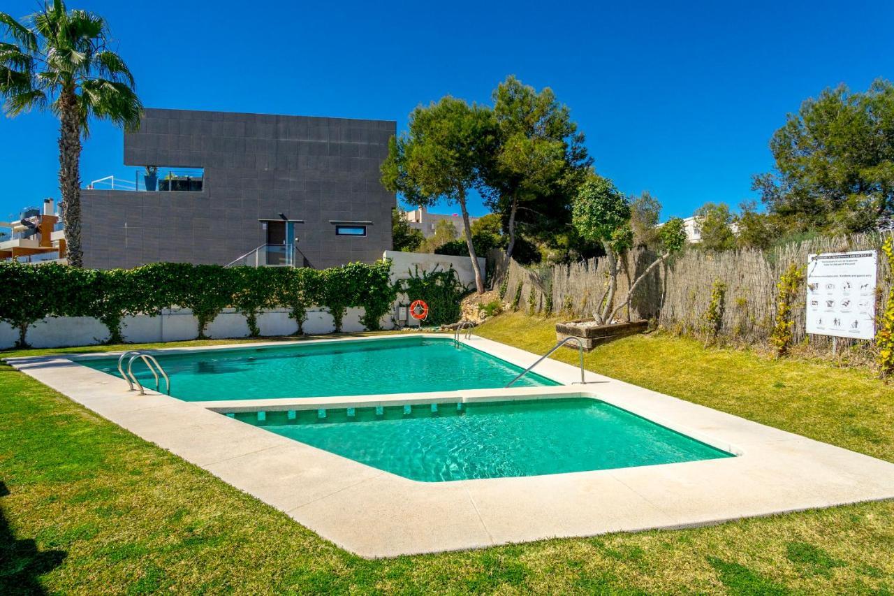 Cb Living - Cosy Loft With Terrace, Villamartin Apartment *