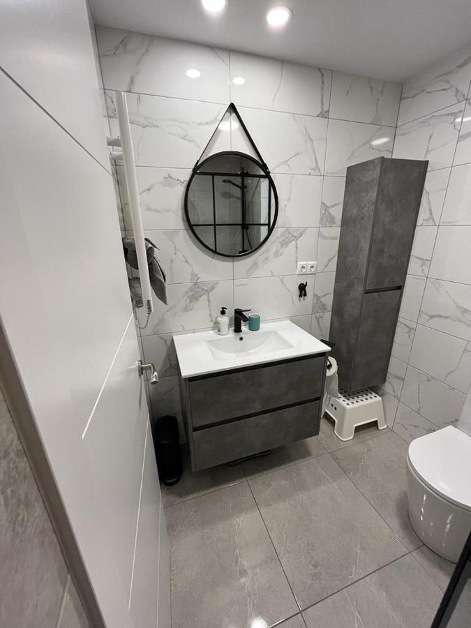 Martinez De Velasco Apartment