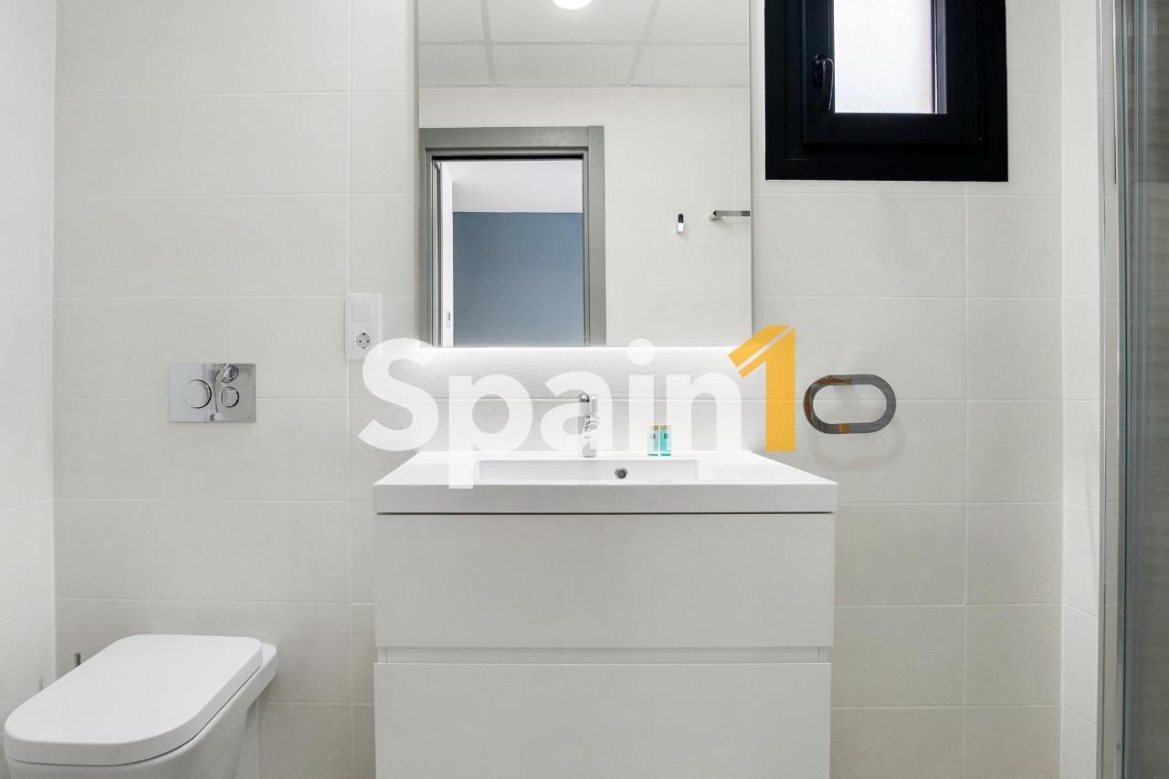 Apartment 3 Bedrooms In Flamenca Village With 3 Pools, Sauna, Gym And Jacuzzi *