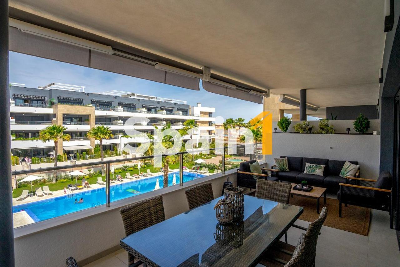 3 Bedrooms In Flamenca Village With 3 Pools, Sauna, Gym And Jacuzzi Apartment