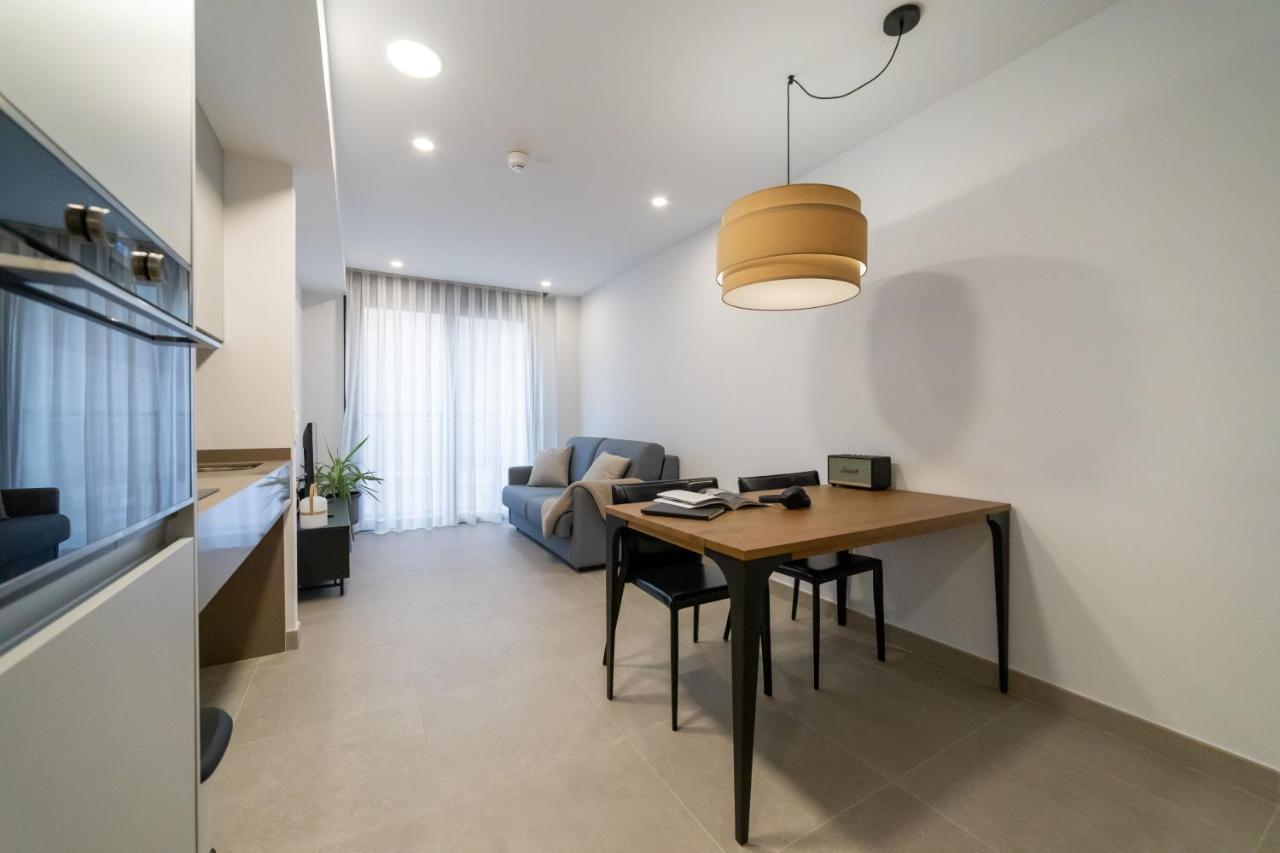 Apartment Alidreams Lola Center *
