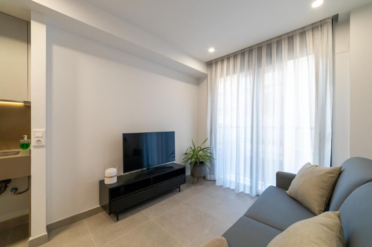 Apartment Alidreams Lola Center *
