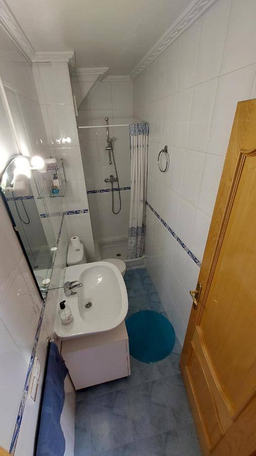 Central Habitación en casa particular Alicante