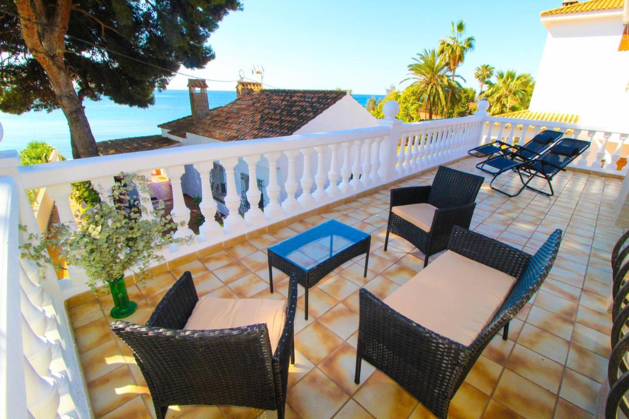 Great Villa, Sea Views, 20 Secs Walk To The Beach, Bbq, 9 People, 5 Mins Car From Center, Sailing Club 3 Mins Walk Villa Alicante