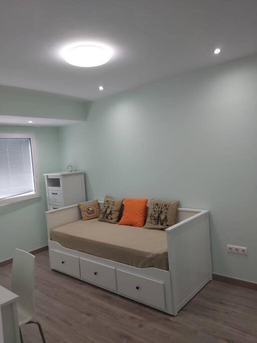 Apartamento Modern Flat At Garbinet With Wifi