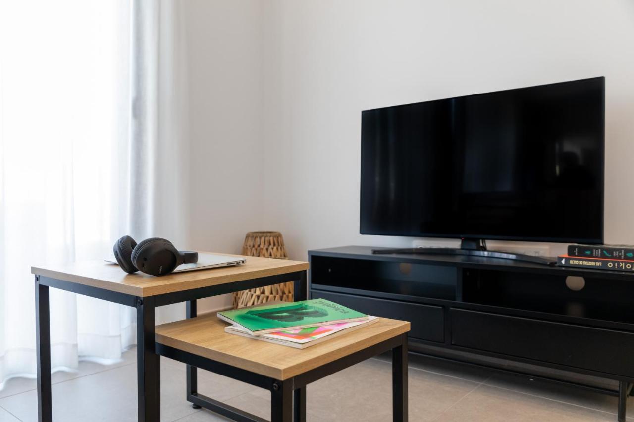 Apartment Alidreams Lola Center *