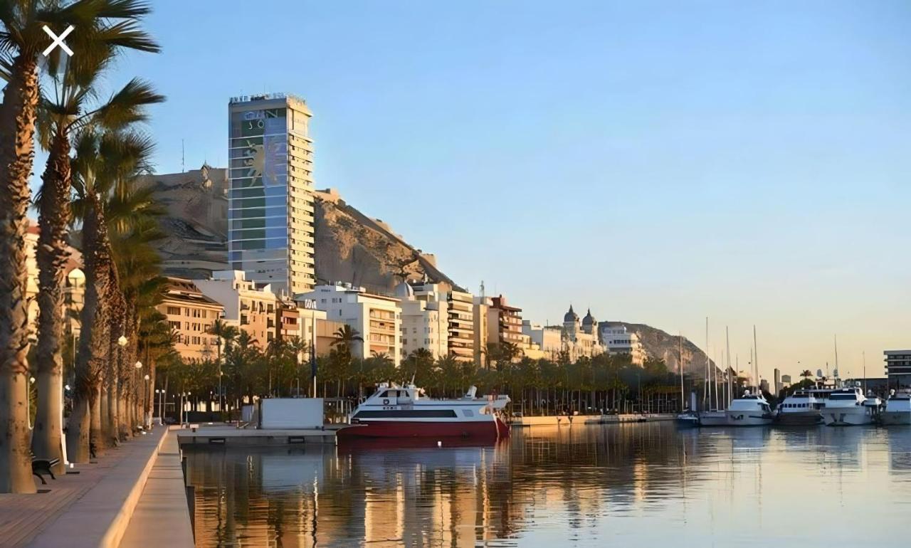 Lux Loft In Front Of The Port Apartamento Alicante