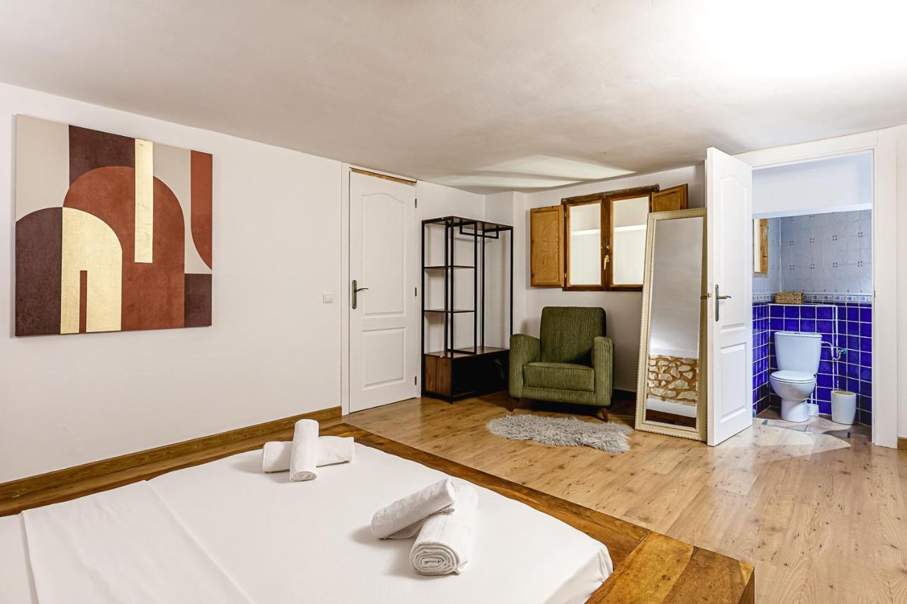 Exotic Little Palace Center Apartment