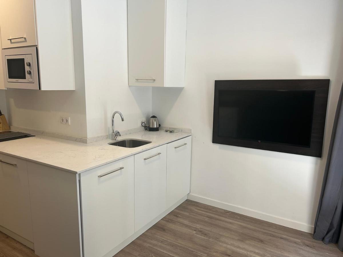 Bh Suites *