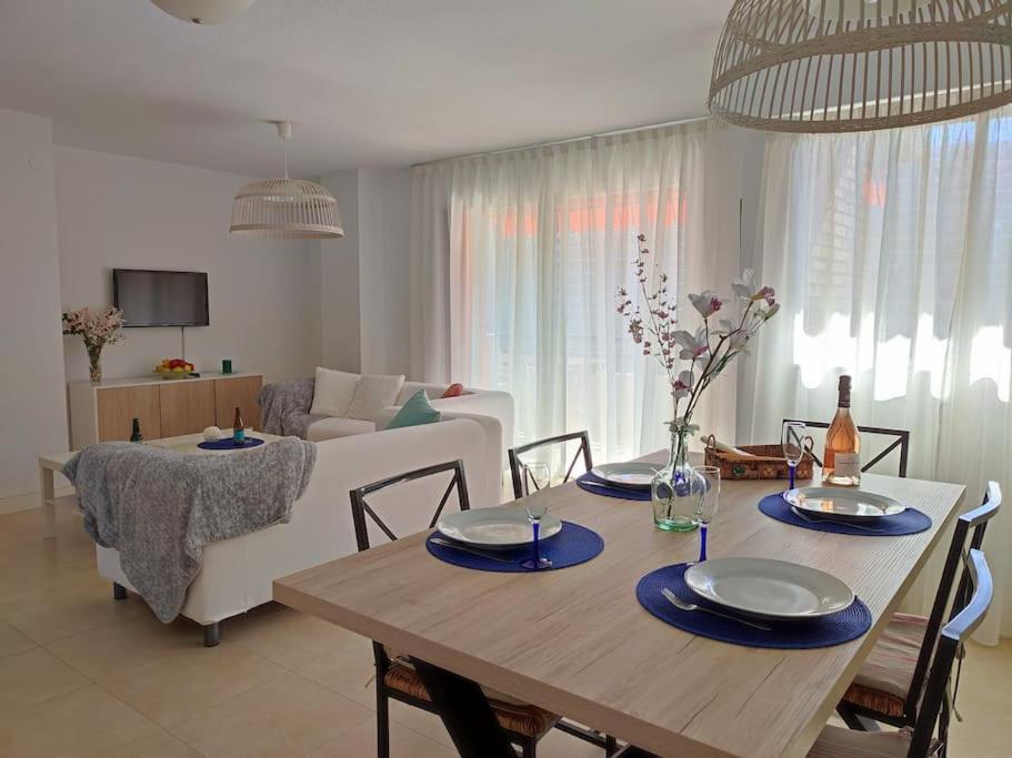 Apartamento Gran Apartamento, Aire Acondicionado, Piscina Y Parking Gratuito *