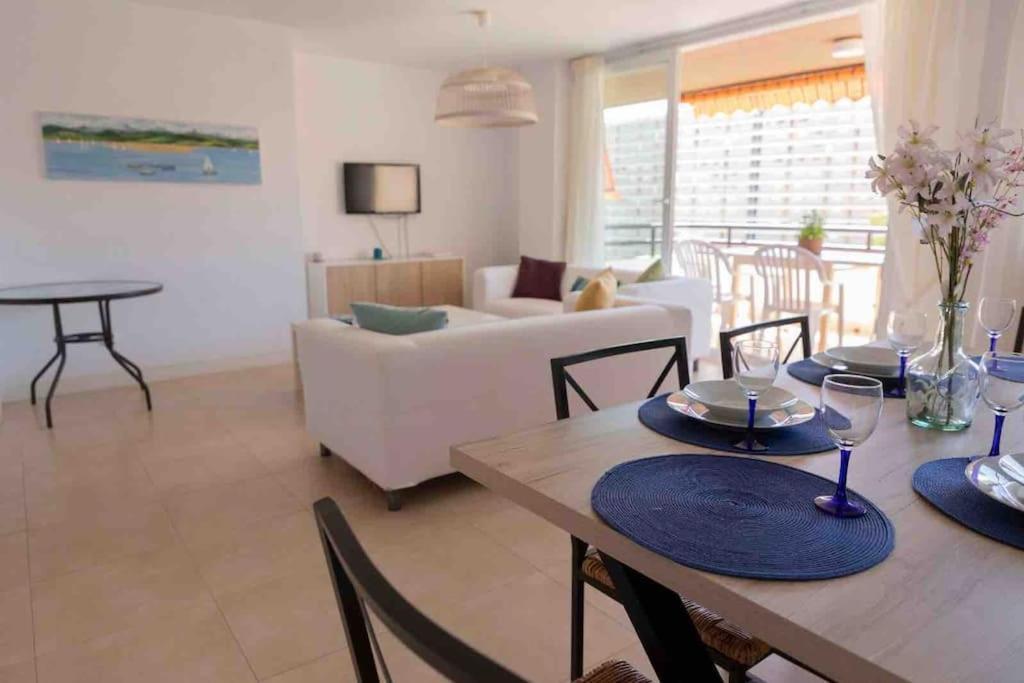 Apartamento Gran Apartamento, Aire Acondicionado, Piscina Y Parking Gratuito Alicante