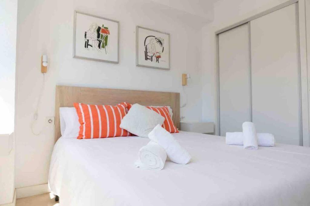 Gran Apartamento, Aire Acondicionado, Piscina Y Parking Gratuito Apartamento Alicante
