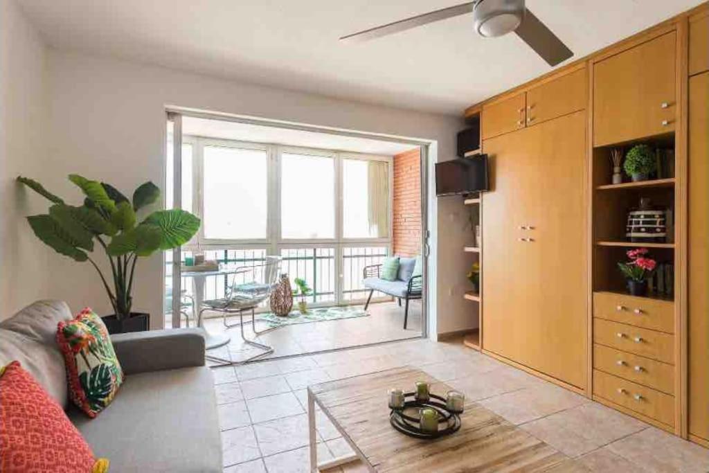 Lovely Flat On The - Awesome View Alicante
