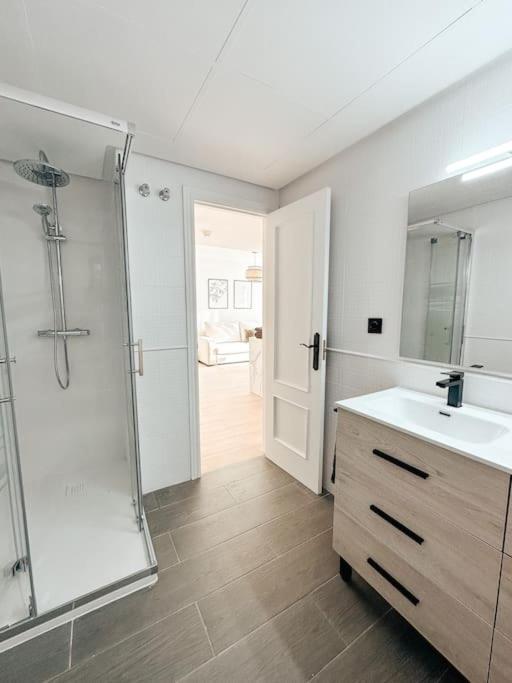 Precioso Con Piscina Y Vistas Apartamento