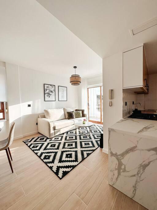 Apartamento Precioso Con Piscina Y Vistas Alicante