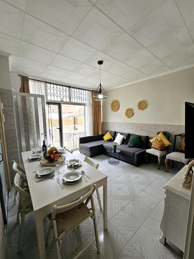 Cozynest - With Terrace Apartment Alicante