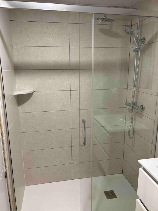 Breton 17 Familiar Apartamento
