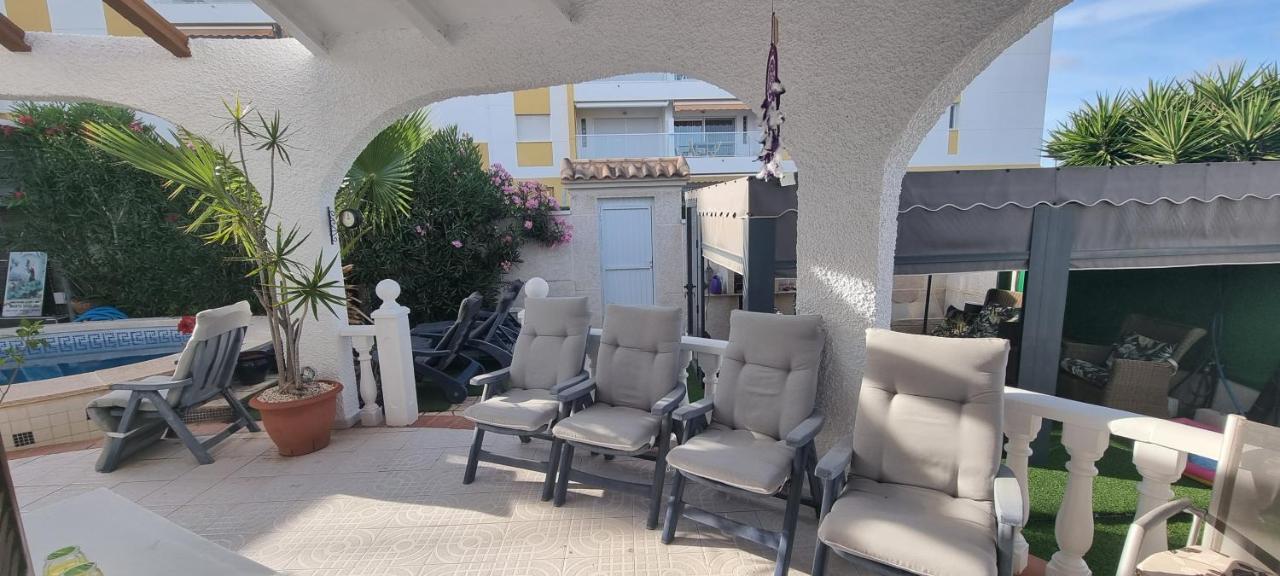 Villamartin Oasis Villa Alicante