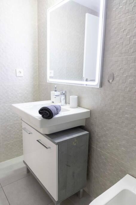 Apartamento Modern Apartment, Pool & Air Con, San Juan Playa *
