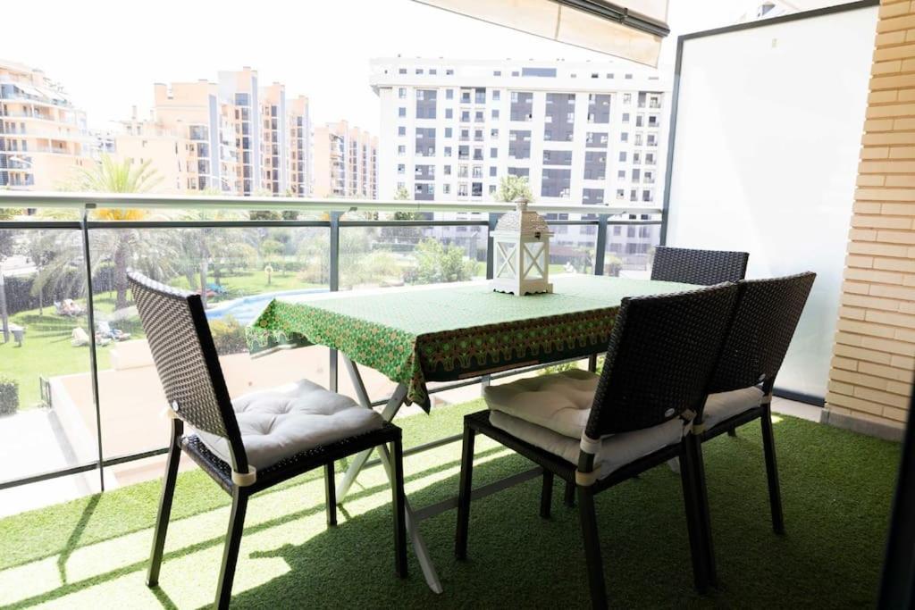 Modern Apartment, Pool & Air Con, San Juan Playa * Alicante