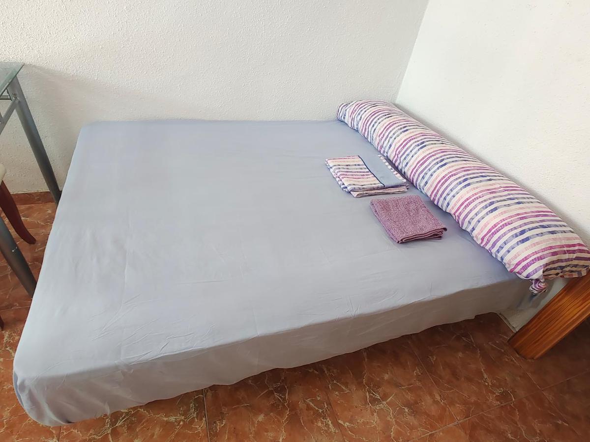 Habitación en casa particular La Casa Tranquila Y Limpia Alicante