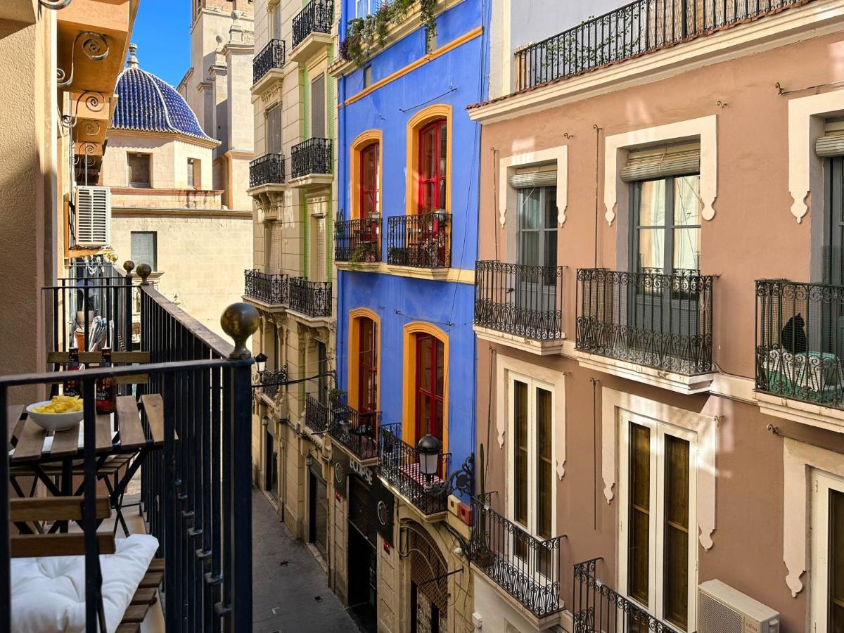 Apartamento Elegante A Unos Pasos De La Rambla. *