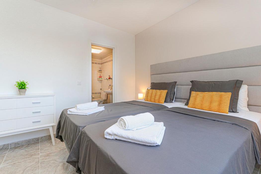 Apartamento Presidential Villamartin Plaza Av Brisas 67 *