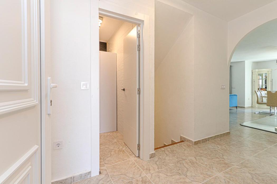 Presidential Villamartin Plaza Av Brisas 67 Apartamento *
