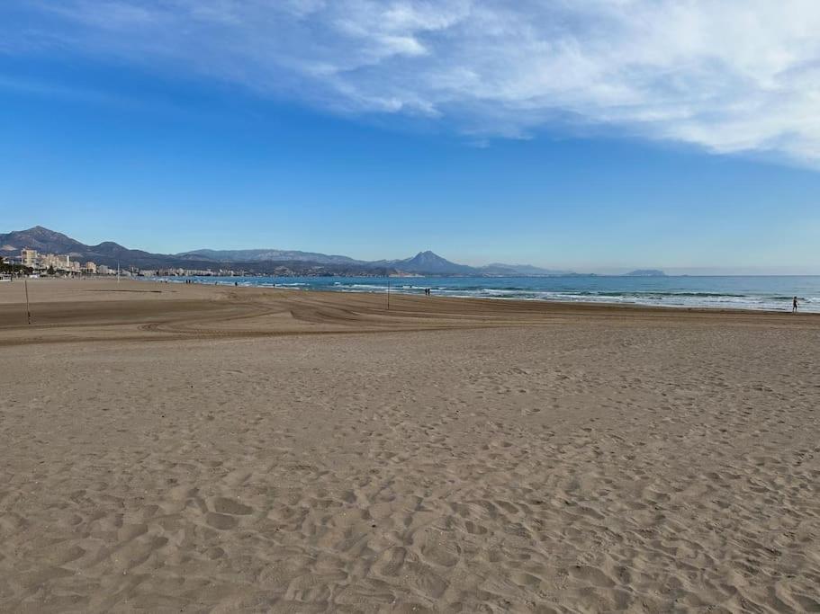 Longbeach Smart Muchavista * Alicante