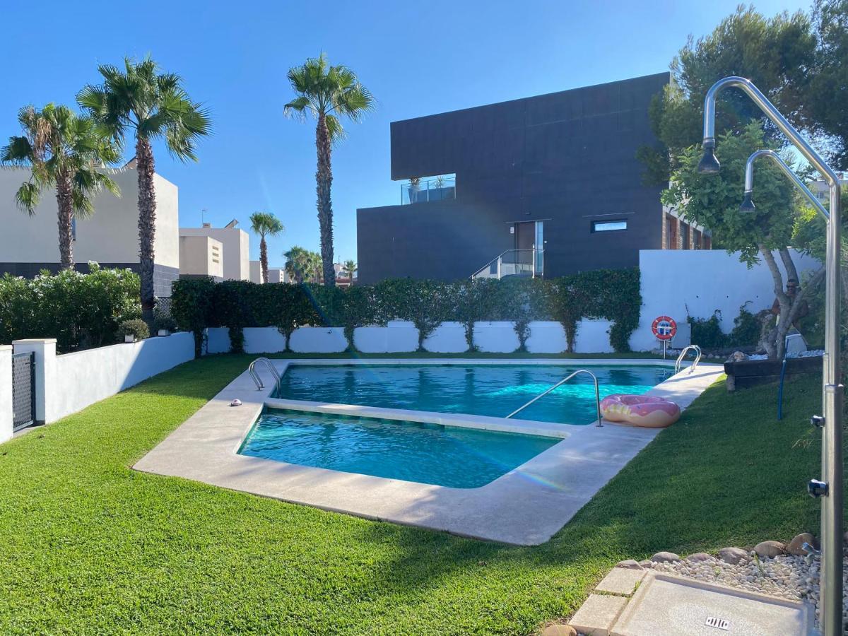 Luxury House Villamartin Zenia Apartamento *