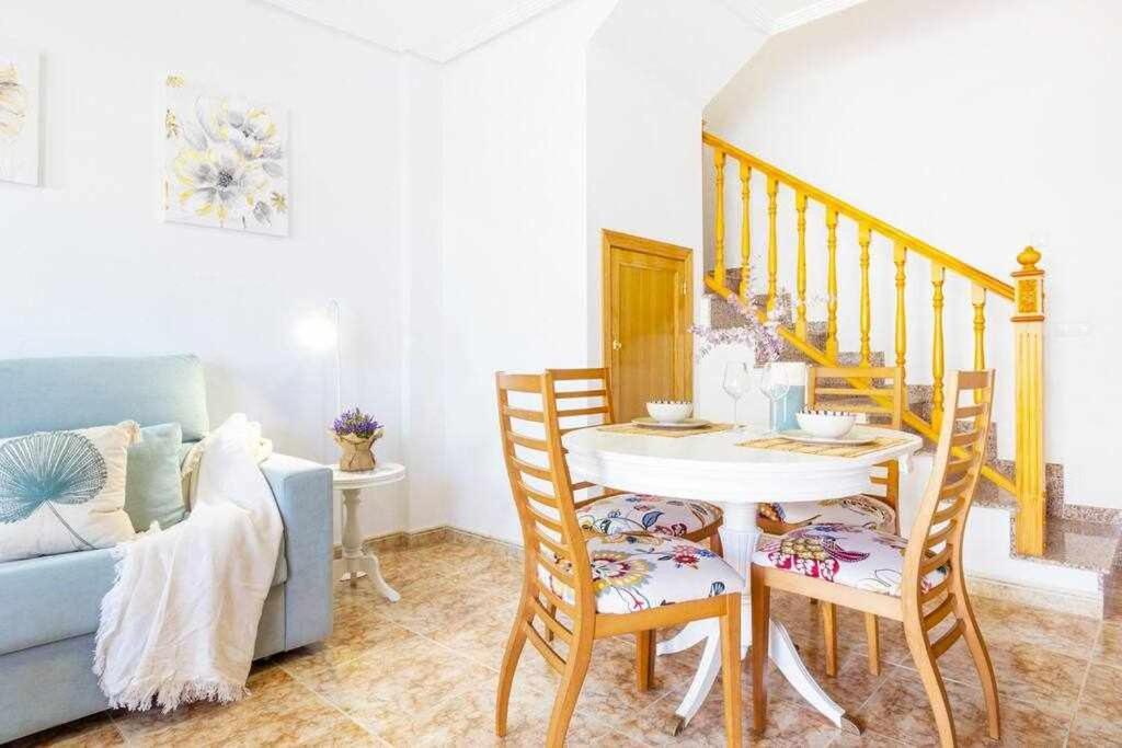 Apartamento Casa Pink Punta Prima