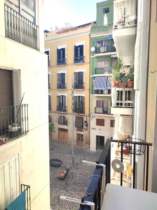 Charming & Spacious In Historic Centre & Short Walk To Apartamento *