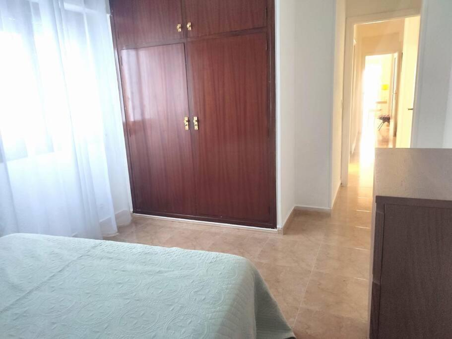 Apartamento Charming & Spacious In Historic Centre & Short Walk To *