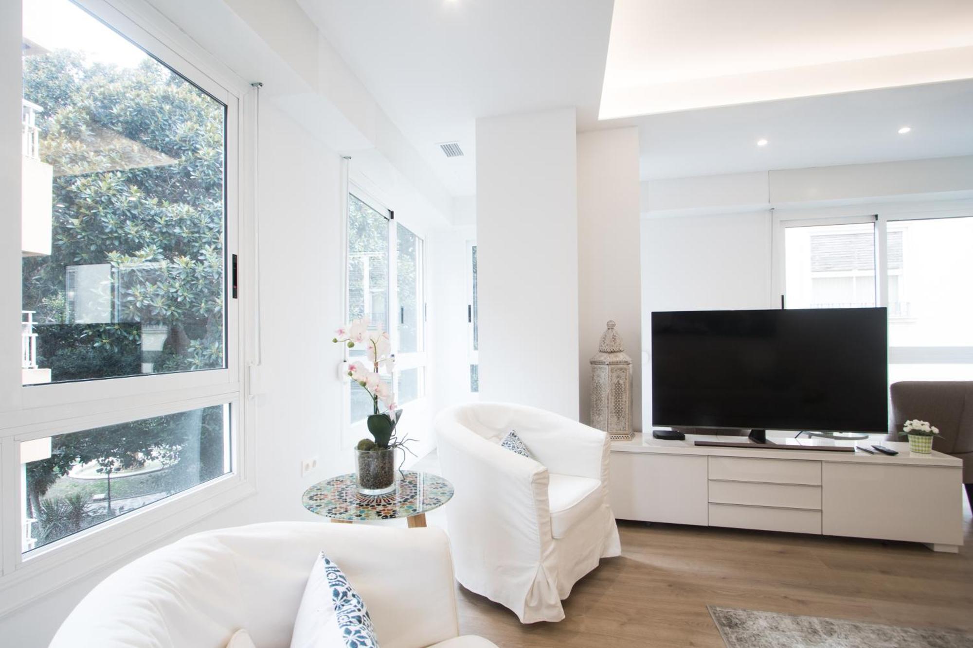 4 Bedroom/3 Baths W/ Ac In Near Beach! Apartment Alicante