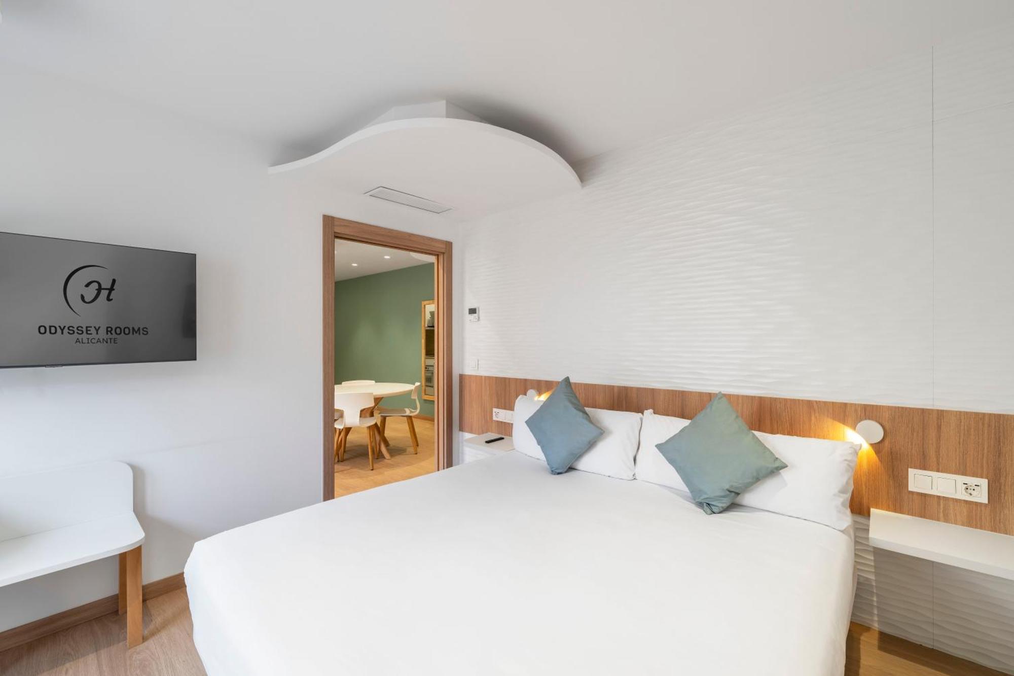 Odyssey Aparthotel *
