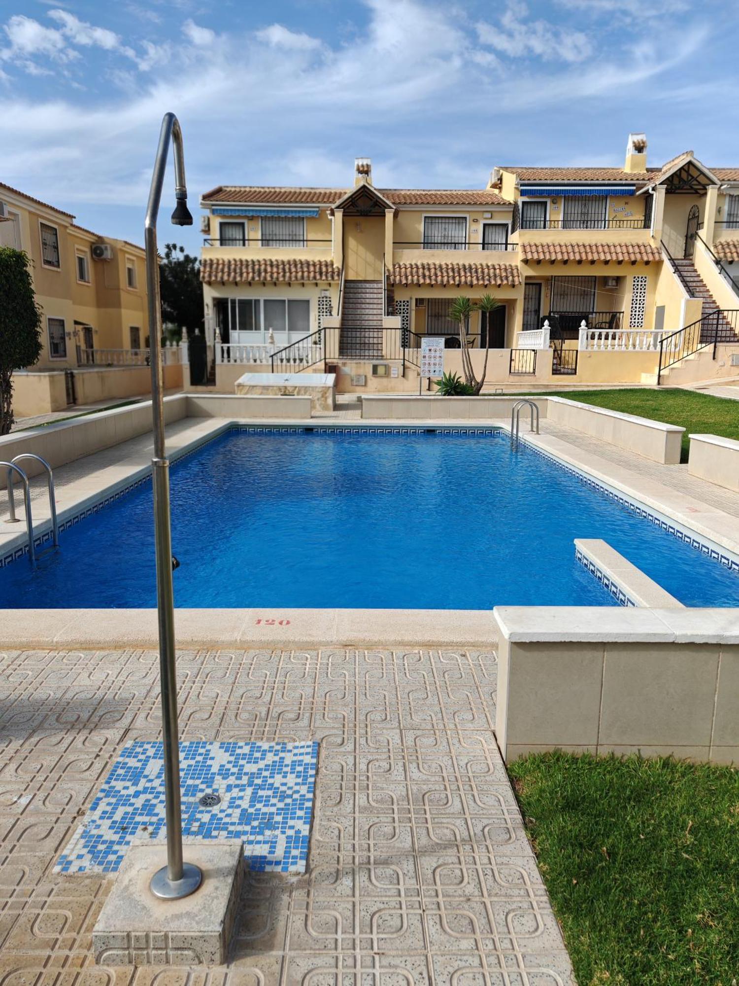 Sandy Bunker 2 Bed And Pool Apartment *