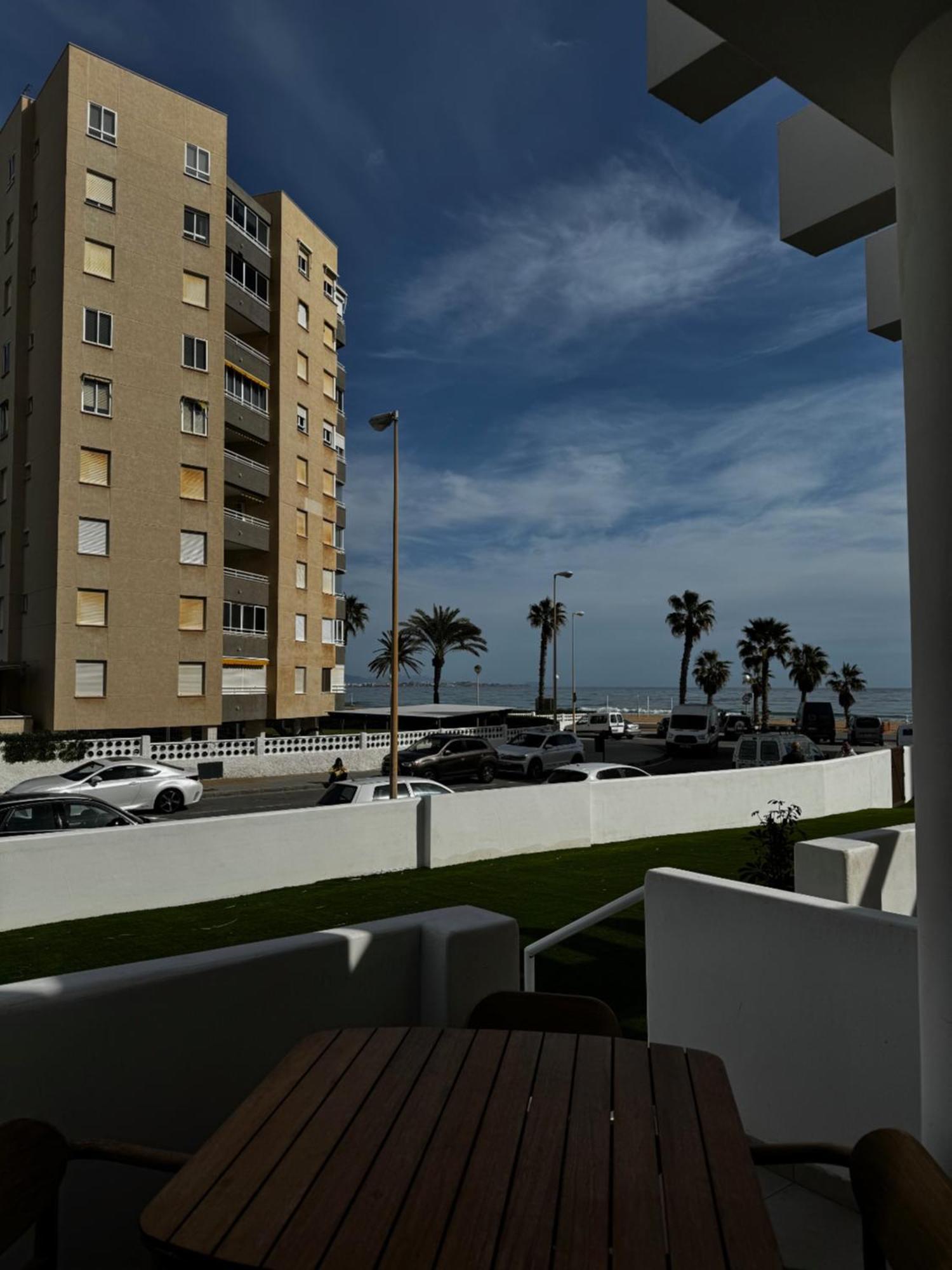 Apartment Reyes Catolicos Premium Beach, Playa Urbanova,