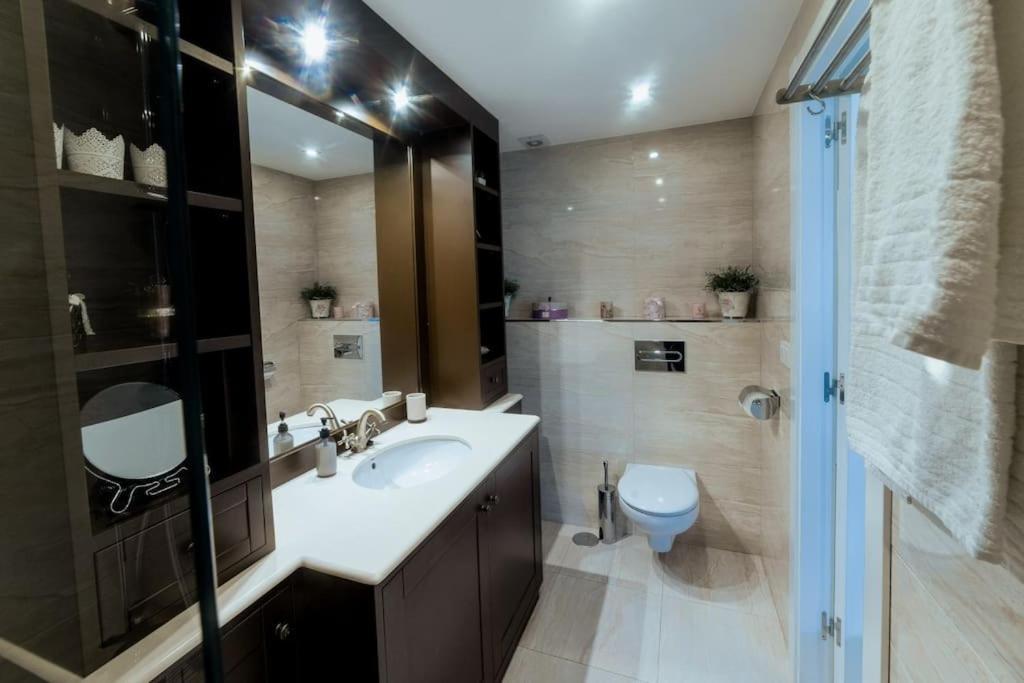 Apto. Plaza Seneca Centro Apartamento *