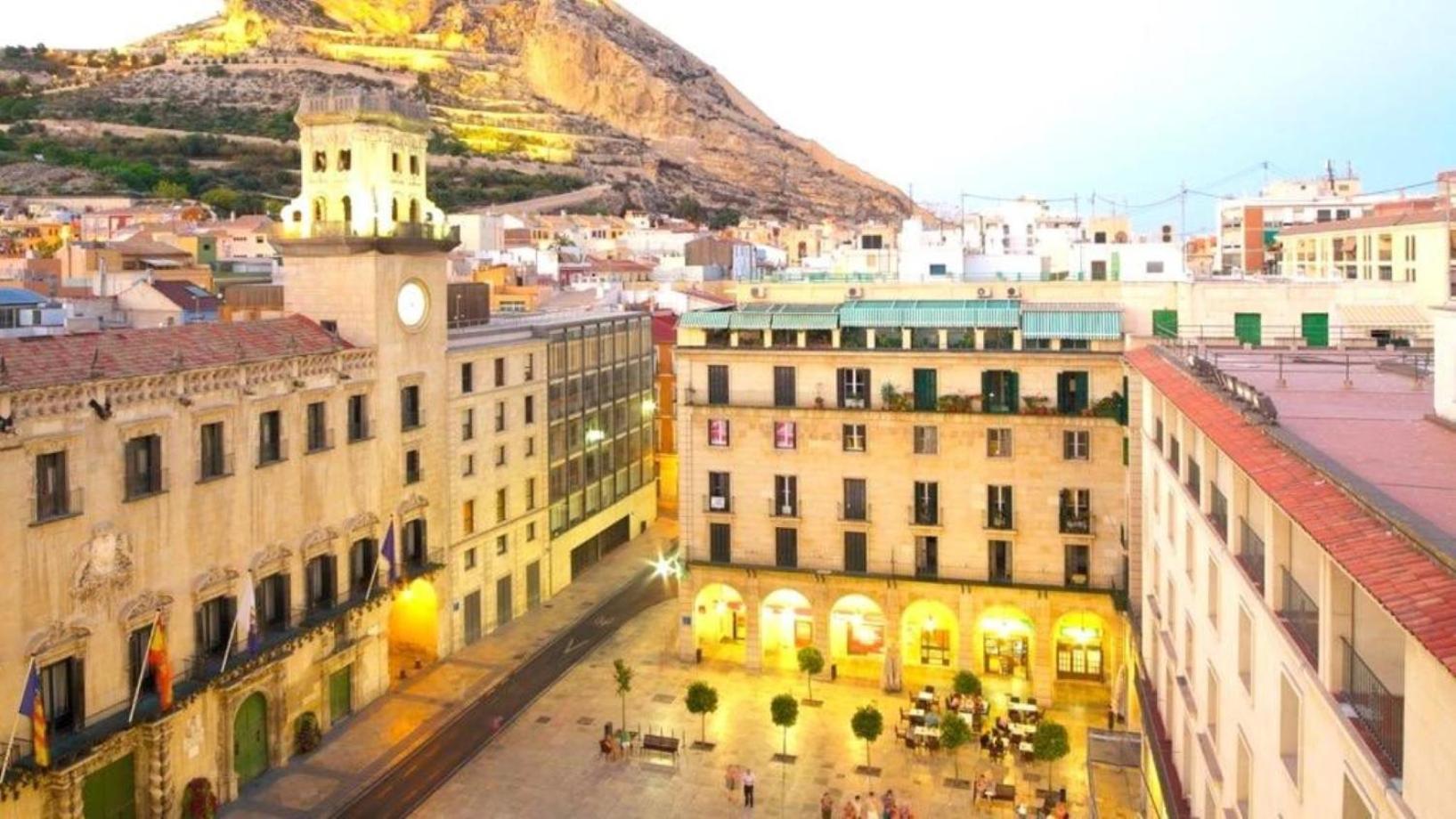 Modern In Center * Alicante
