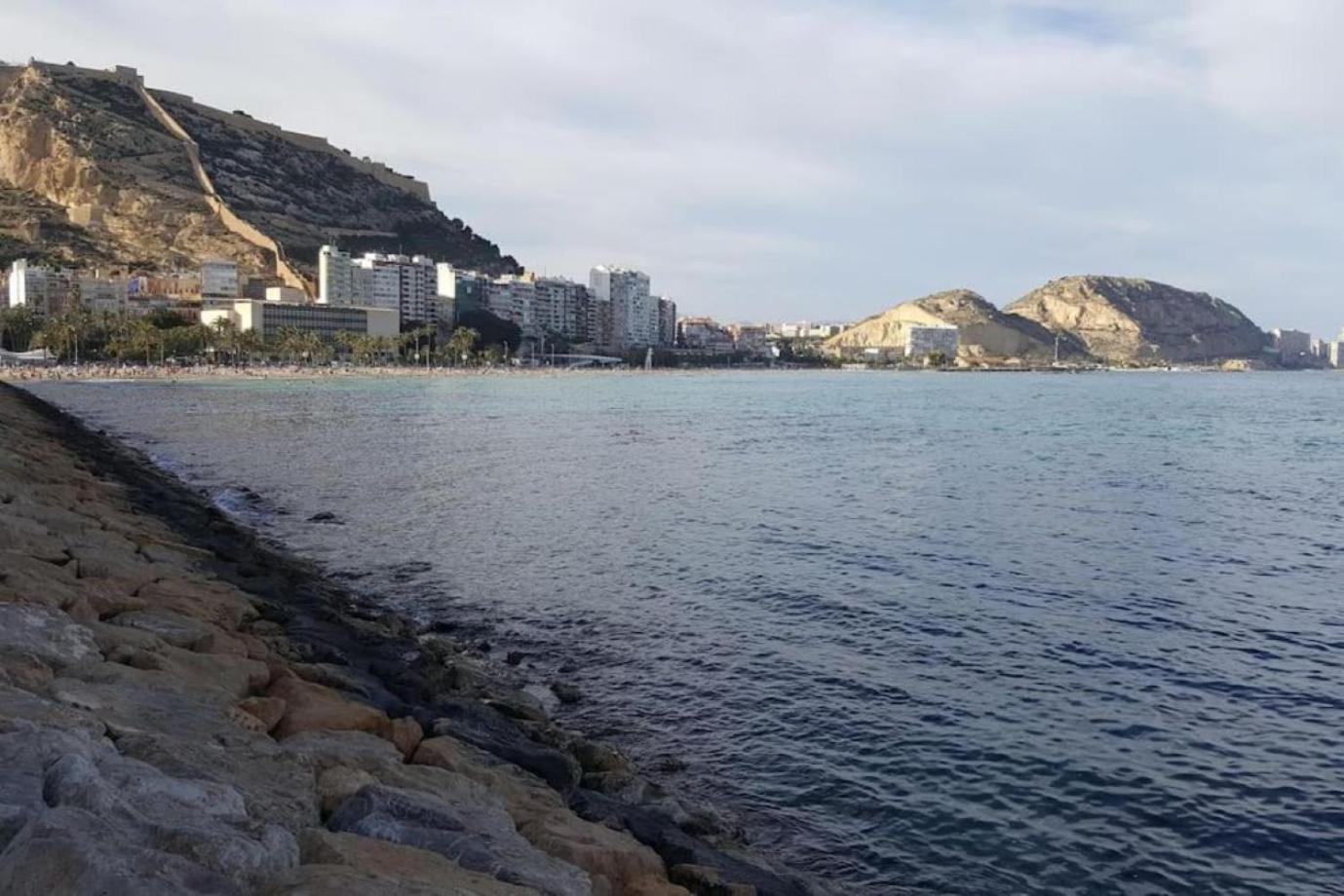 Modern In Center Apartment Alicante