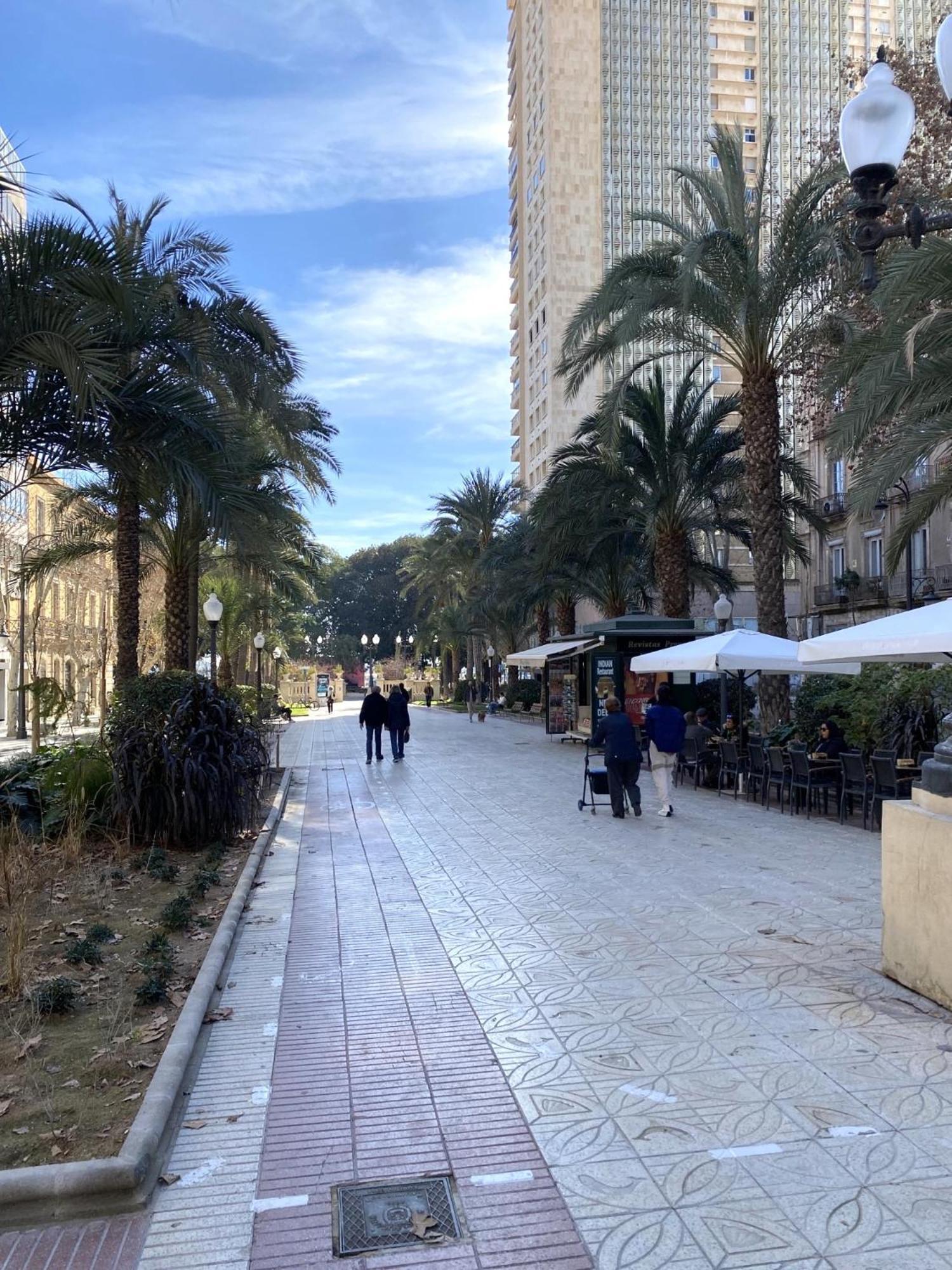 Apartment Modern In Center Alicante